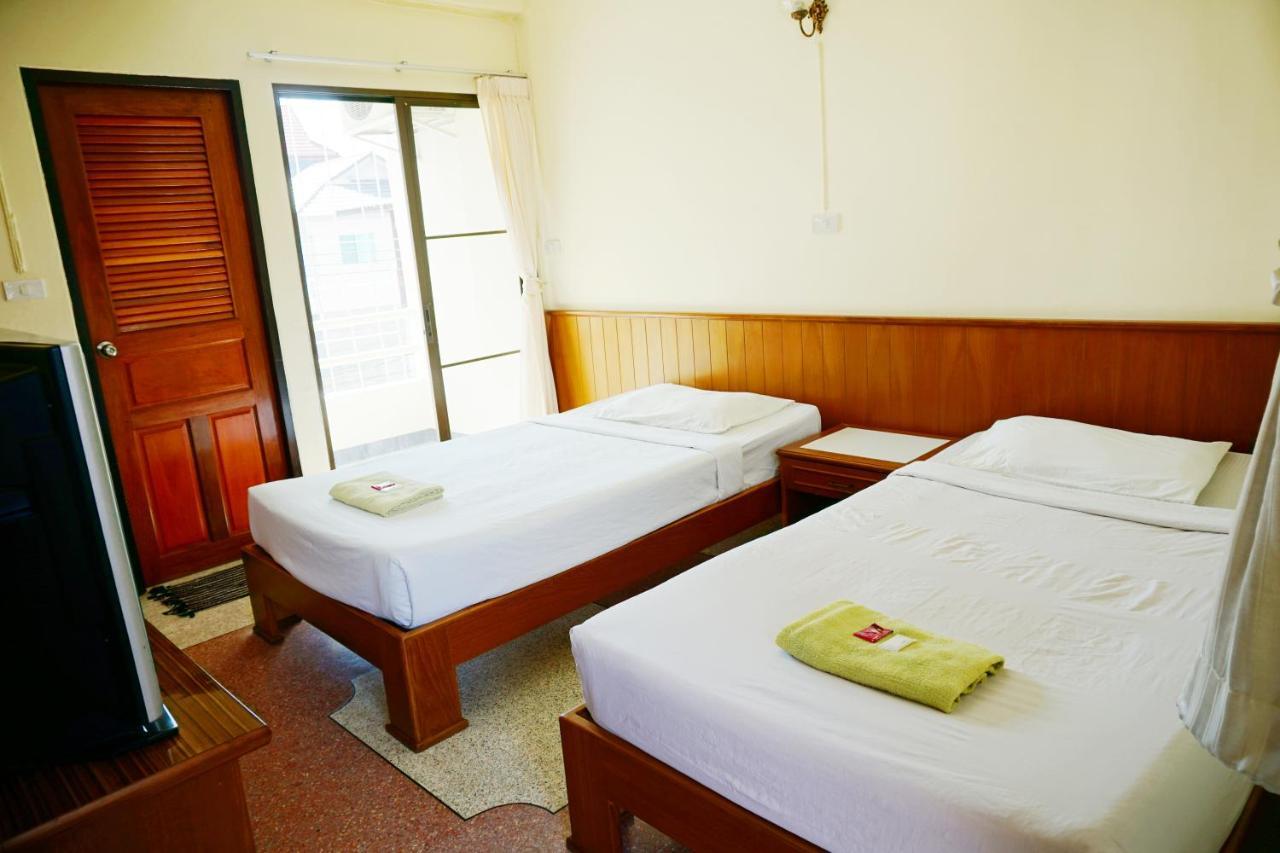 Safe House Court Hotel Chiang Mai Luaran gambar